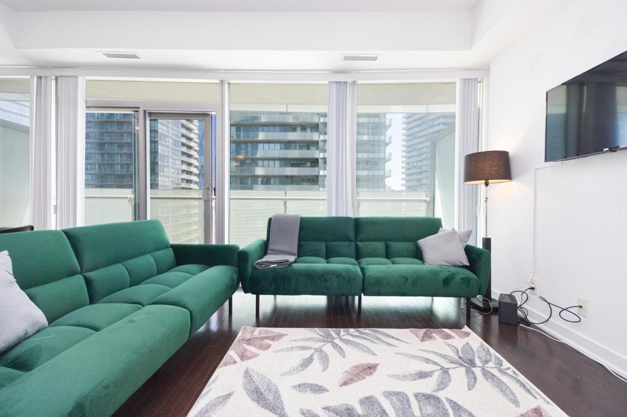 Downtown Toronto Condo Near Cn Tower, Mtcc, Rogers Center , Union Station Esterno foto
