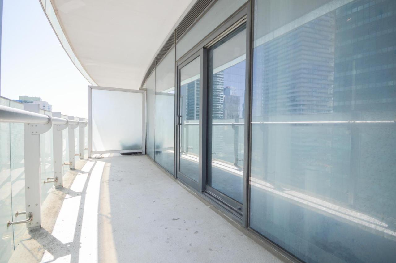 Downtown Toronto Condo Near Cn Tower, Mtcc, Rogers Center , Union Station Esterno foto