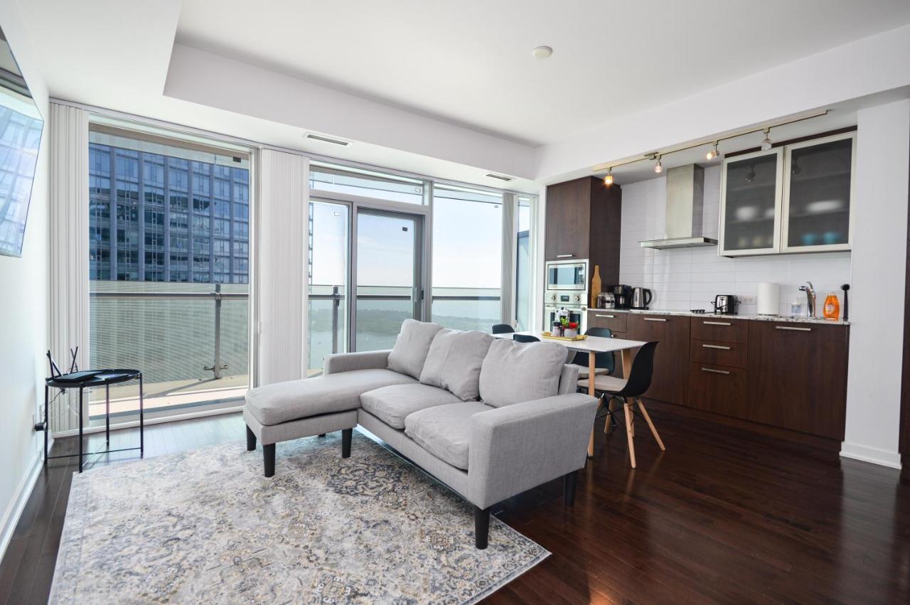 Downtown Toronto Condo Near Cn Tower, Mtcc, Rogers Center , Union Station Esterno foto